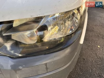 Авто Volkswagen Transporter 2011 № 7391103