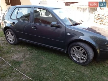 Авто Volkswagen Golf 2000 № 7391607