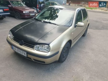 Авто Volkswagen Golf 2003 № 7391627