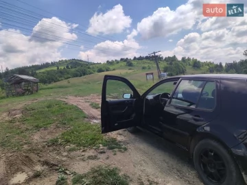 Авто Volkswagen Golf 2001 № 7391727