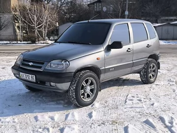 Авто Chevrolet Niva 2005 № 7392007