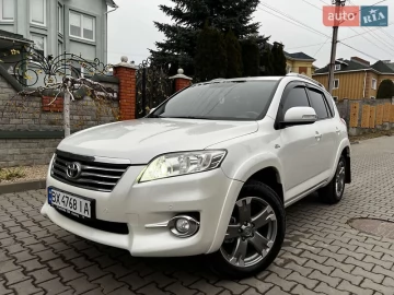 Авто Toyota Rav4 2010 № 7392196