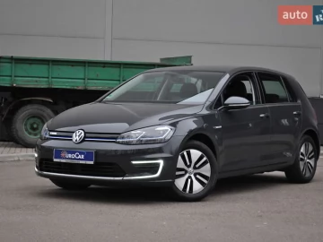Авто Volkswagen E-Golf 2020 № 7392214