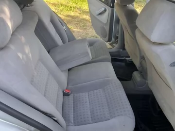 Авто Volkswagen Golf 2000 № 7392359