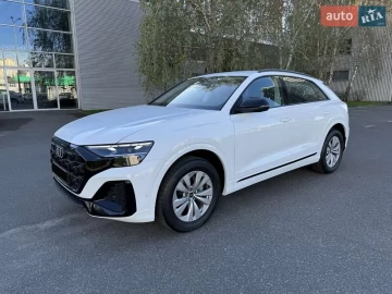 Авто Audi Q8 2024 № 7392653