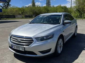 Авто Ford Taurus 2018 № 7393977