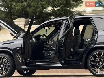 Авто BMW X5 2019 № 7394400
