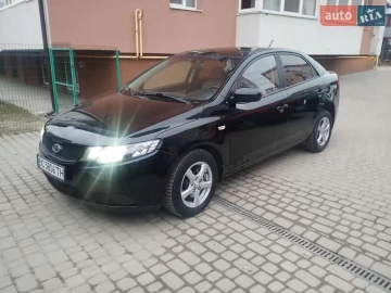 Авто KIA Cerato 2009 № 7394812