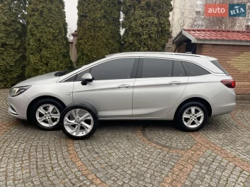 Авто Opel Astra 2018 № 7394997