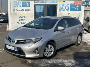 Авто Toyota Auris 2013 № 7395040