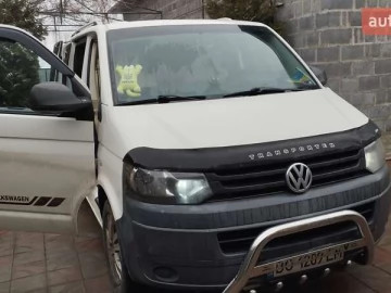 Авто Volkswagen Transporter 2010 № 7395109