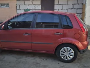 Авто Ford Fiesta 2007 № 7395578