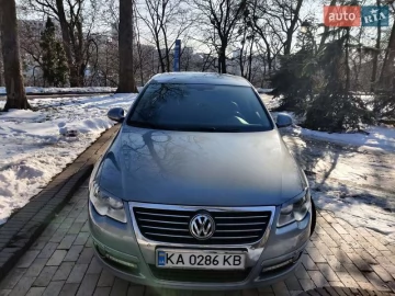 Авто Volkswagen Passat 2010 № 7395928