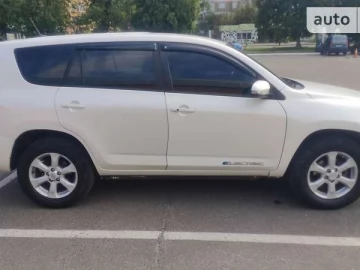 Авто Toyota Rav4 Ev 2013 № 7396081