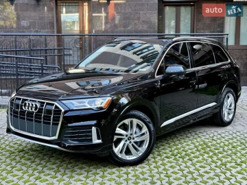 Авто Audi Q7 2023 № 7396454