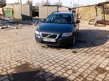 Авто Volvo V50 2010 № 7396757