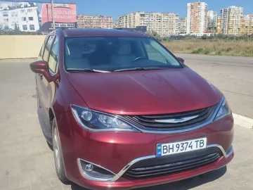 Авто Chrysler Pacifica 2017 № 7397526