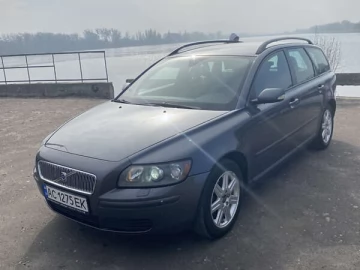 Авто Volvo V50 2005 № 7398210