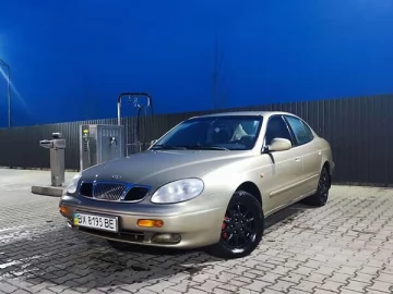 Авто Daewoo Leganza 2001 № 7399409