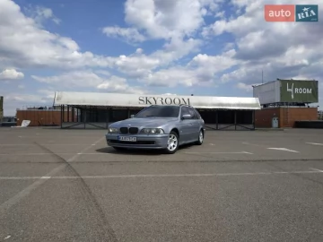 Авто BMW 5 Series 2002 № 7399569