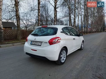 Авто Peugeot 208 2013 № 7399657