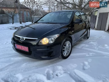 Авто Hyundai I30 2010 № 7399700