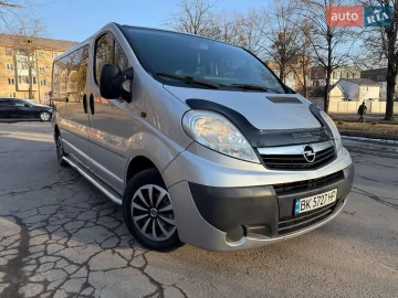 Авто Opel Vivaro 2010 № 7400242