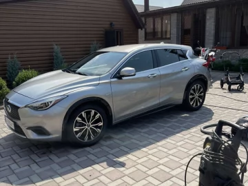 Авто Infiniti Qx30 2017 № 7400371