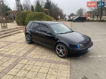 Авто Volkswagen Golf 1999 № 7400680