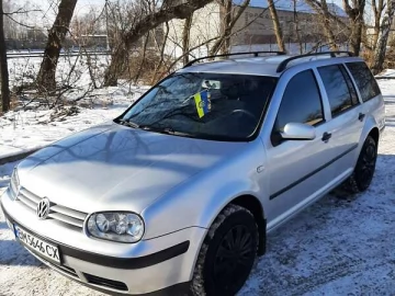 Авто Volkswagen Golf 2002 № 7400953