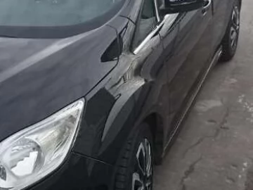 Авто Ford C-Max 2012 № 7401148