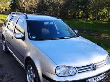 Авто Volkswagen Golf 2001 № 7401231