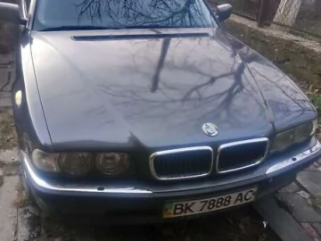 Авто BMW 7 Series 2000 № 7401276