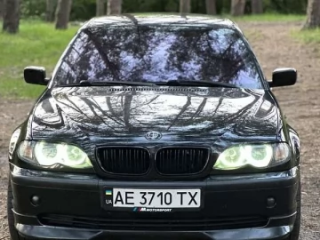 Авто BMW 3 Series 2002 № 7401284