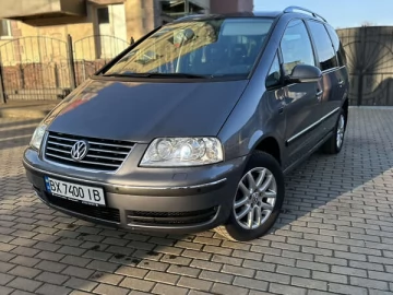 Авто Volkswagen Sharan 2009 № 7401323