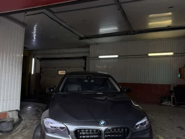 Авто BMW 5 Series 2013 № 7401631