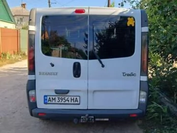 Авто Renault Trafic 2004 № 7401717