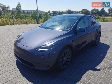 Авто Tesla Model Y 2022 № 7401814