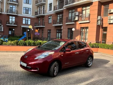 Авто Nissan Leaf 2015 № 7402011