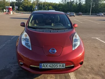 Авто Nissan Leaf 2011 № 7402057