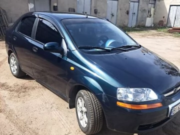 Авто Chevrolet Aveo 2005 № 7402187