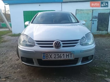 Авто Volkswagen Golf 2004 № 7402217
