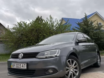 Авто Volkswagen Jetta 2011 № 7402325