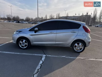 Авто Ford Fiesta 2013 № 7402386