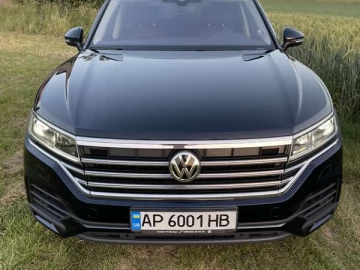 Авто Volkswagen Touareg 2019 № 7402502
