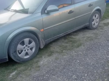 Авто Opel Vectra 2004 № 7402674