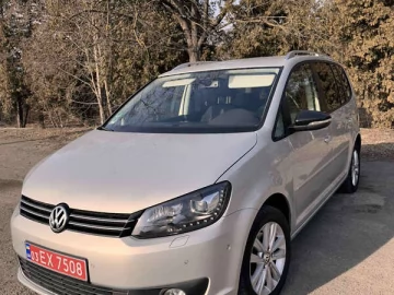 Авто Volkswagen Touran 2012 № 7402936
