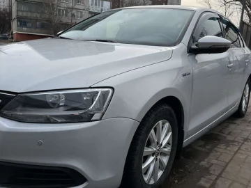 Авто Volkswagen Jetta 2013 № 7402937