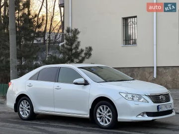 Авто Toyota Camry 2012 № 7402953