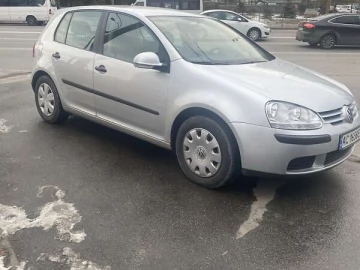 Авто Volkswagen Golf 2005 № 7403110